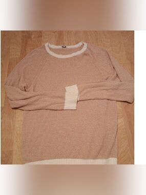 Eleventy Beige Crewneck Sweater with Cream Accents